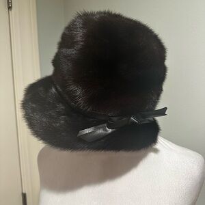 Elegant Black Fur Women's Hat